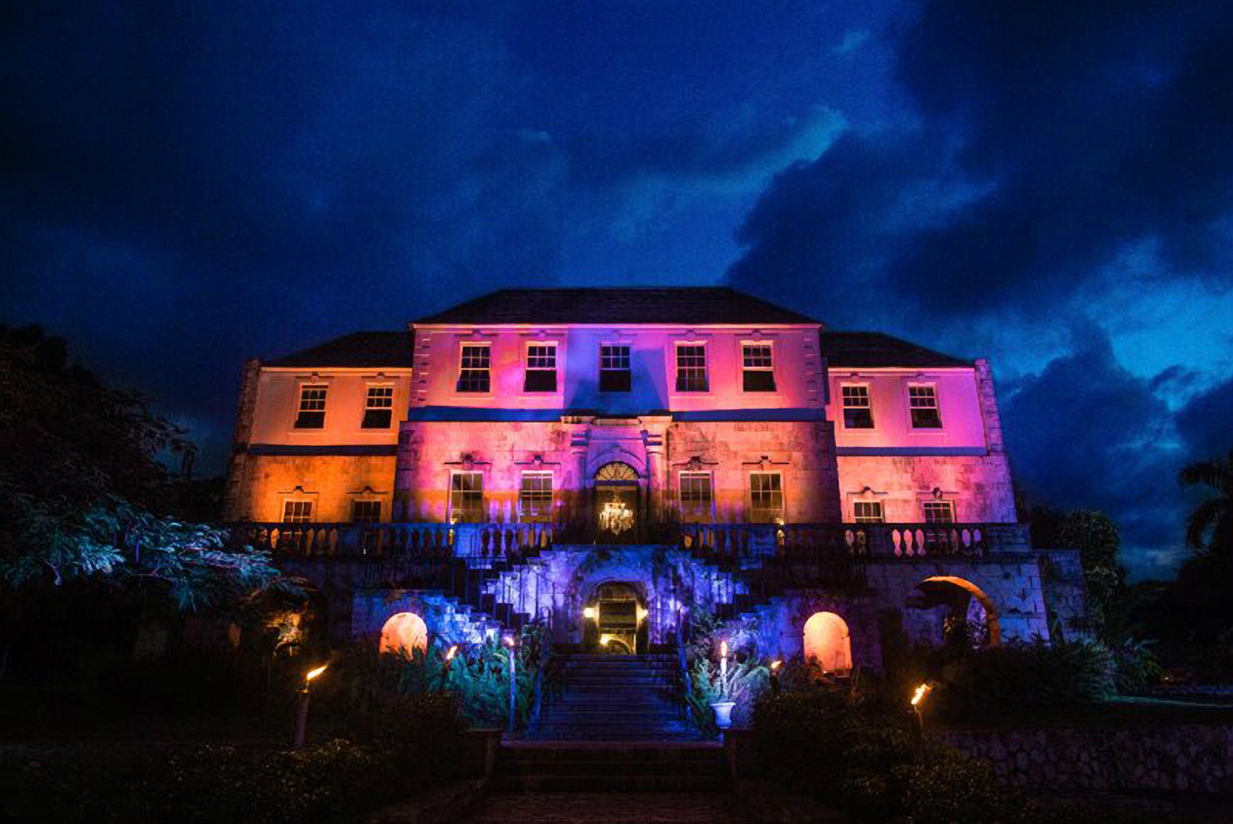 rose-hall-great-house-night